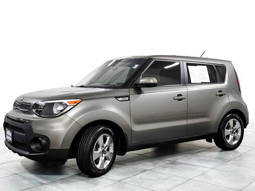 Titanium Gray 2018 Kia Soul Base