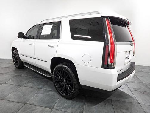 2016 Cadillac Escalade Premium