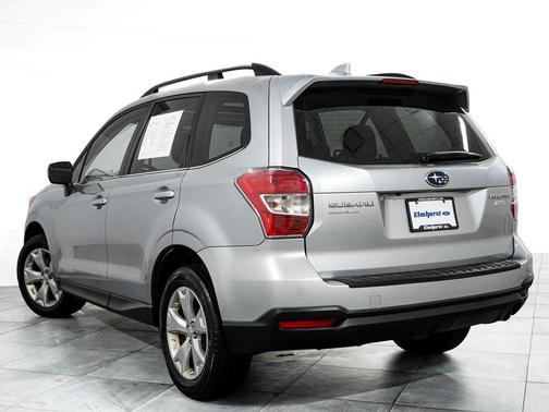Ice Silver Metallic 2016 Subaru Forester 2.5i Limited