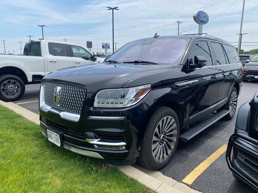 Infinite Black Metallic 2019 Lincoln Navigator Reserve