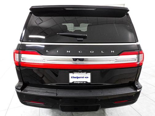 Infinite Black Metallic 2019 Lincoln Navigator Reserve