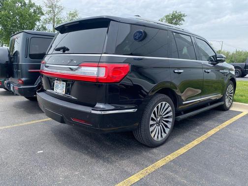 Infinite Black Metallic 2019 Lincoln Navigator Reserve