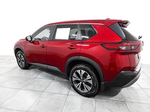 Scarlet 2023 Nissan Rogue SV