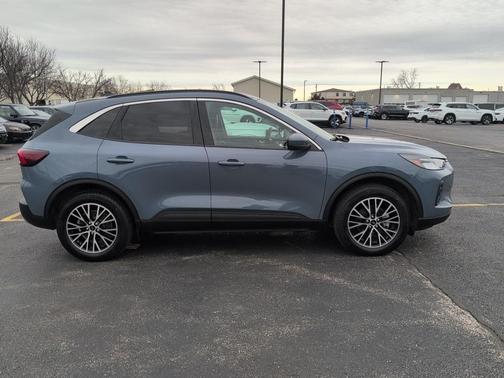 2023 Ford Escape PHEV SE
