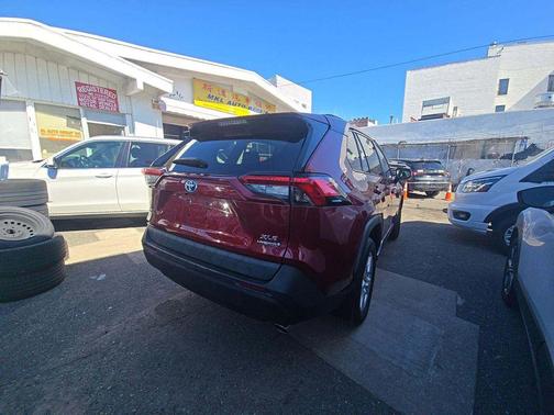 Ruby Flare Pearl 2021 Toyota RAV4 Hybrid XLE