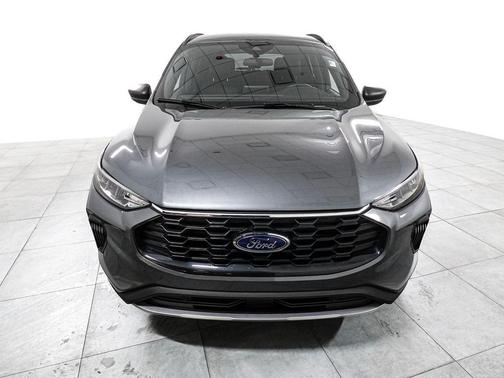 Gray Metallic 2025 Ford Escape ST-Line