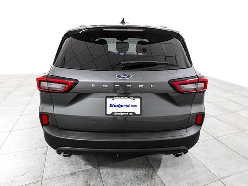 Gray Metallic 2025 Ford Escape ST-Line