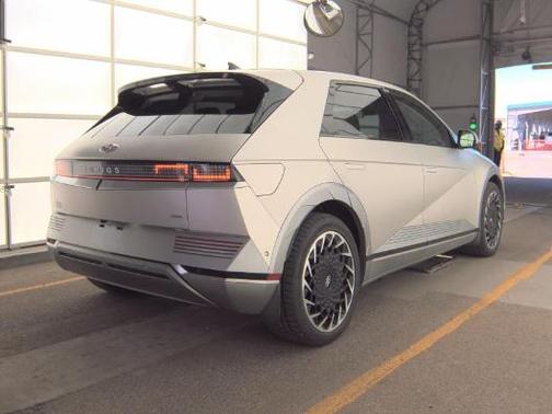 Gravity Gold (Matte Gold) 2024 Hyundai IONIQ 5 Limited