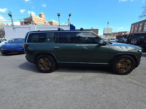 Forest Green 2023 Rivian R1S Adventure