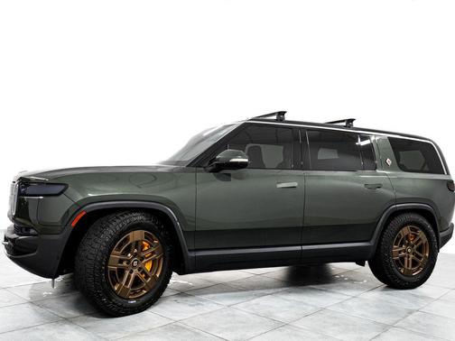 Forest Green 2023 Rivian R1S Adventure