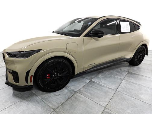 Desert Sand 2025 Ford Mustang Mach-E GT