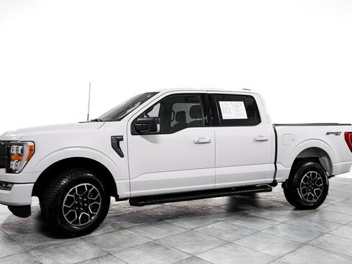 Oxford White 2023 Ford F-150 XLT