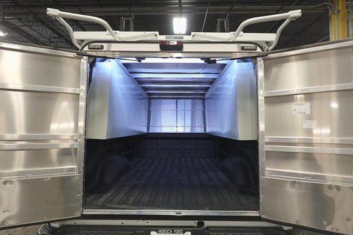 2023 RAM 3500 Tradesman Crew Cab 4x4 8' Box