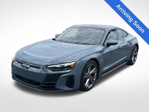 Kemora Gray Metallic 2023 Audi e-tron GT Premium Plus quattro