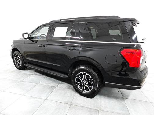 Black Metallic 2024 Ford Expedition XLT