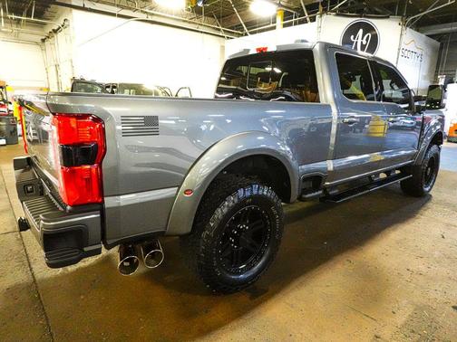 Carbonized Gray Metallic 2024 Ford F-250 Lariat