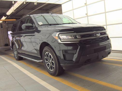 2023 Ford Expedition Max XLT