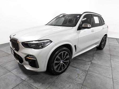 White Metallic 2020 BMW X5 M50i