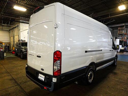 Oxford White 2024 Ford Transit-250 Base