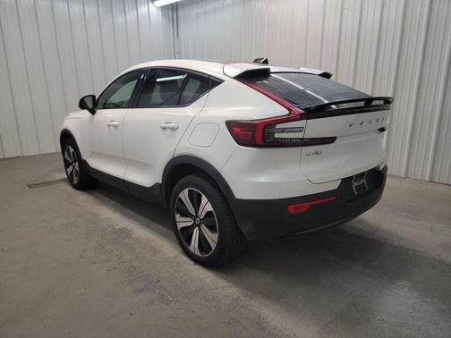 Crystal White Metallic 2023 Volvo C40 Recharge Pure Electric Twin Plus