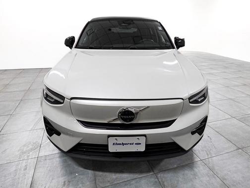 Crystal White Metallic 2023 Volvo C40 Recharge Pure Electric Twin Plus