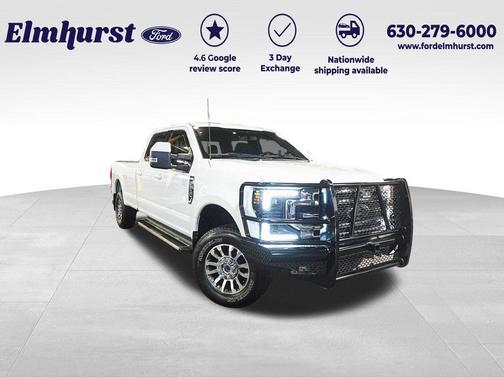 Oxford White 2022 Ford F-250 Lariat