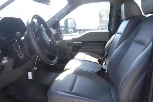 Oxford White 2022 Ford F-450 XL