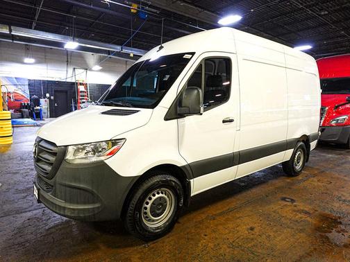 2023 Mercedes-Benz Sprinter 2500 Standard Roof