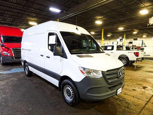 2023 Mercedes-Benz Sprinter 2500 Standard Roof