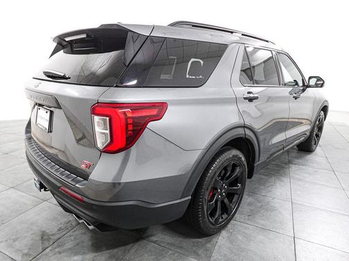 Carbonized Gray Metallic 2023 Ford Explorer ST