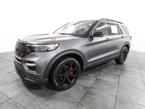 Carbonized Gray Metallic 2023 Ford Explorer ST
