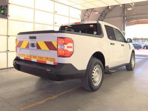 Oxford White 2022 Ford Maverick XL