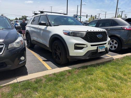 Star White Metallic Tri-Coat 2020 Ford Explorer ST