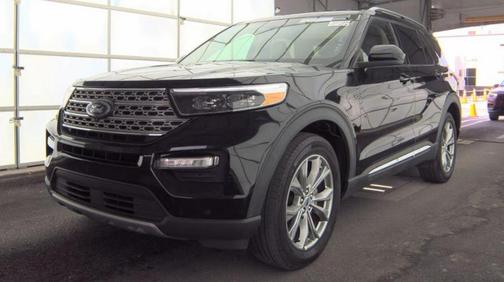 Black Metallic 2023 Ford Explorer Limited
