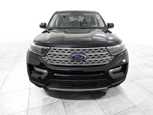 Black Metallic 2023 Ford Explorer Limited