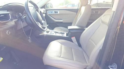 Black Metallic 2023 Ford Explorer Limited