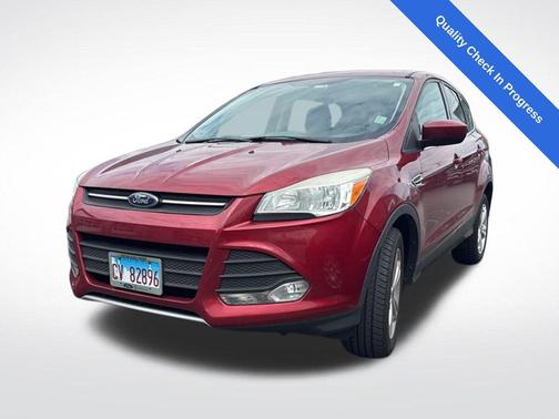 Ruby Red Tinted Clearcoat 2014 Ford Escape SE