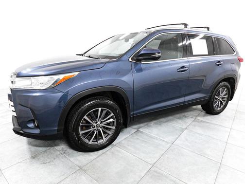 Shoreline Mist 2019 Toyota Highlander XLE