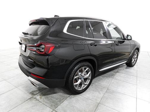 Jet Black 2023 BMW X3 xDrive30i