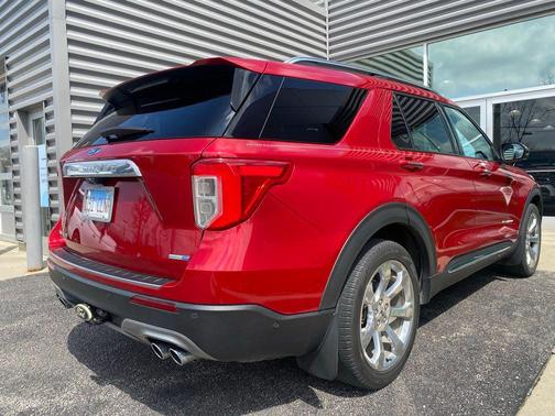 Rapid Red Metallic Tinted Clearcoat 2020 Ford Explorer Platinum