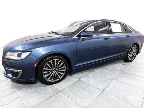 Blue Diamond Metallic 2019 Lincoln MKZ Standard