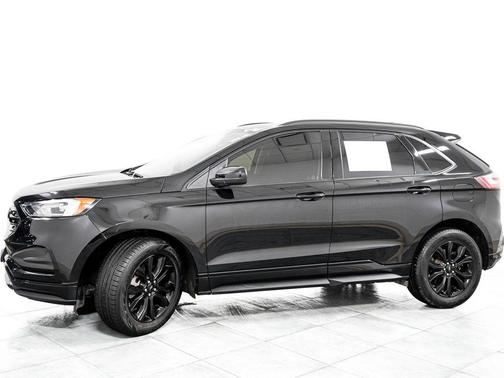 Agate Black Metallic 2022 Ford Edge SE