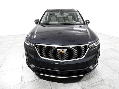 Wilder Metallic 2021 Cadillac XT6 Premium Luxury FWD
