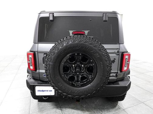 Carbonized Gray Metallic 2023 Ford Bronco Wildtrak