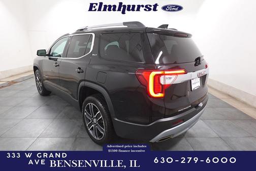 2023 GMC Acadia AWD SLT