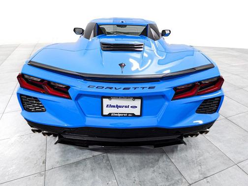 Rapid Blue 2021 Chevrolet Corvette Stingray w/2LT