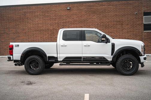 Oxford White 2026 Ford F-250 Lariat