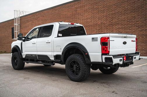 Oxford White 2026 Ford F-250 Lariat