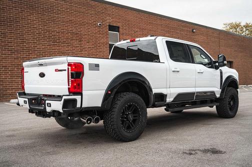 Oxford White 2026 Ford F-250 Lariat