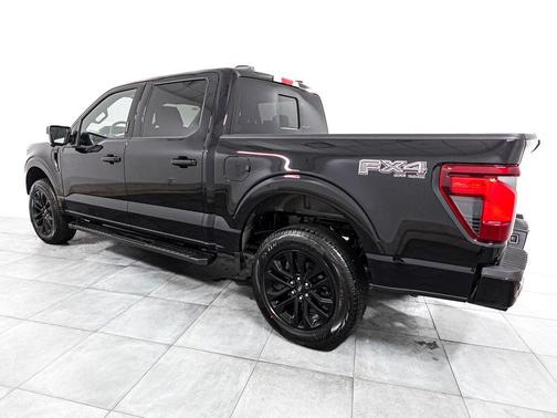 Agate Black Metallic 2026 Ford F-150 XLT